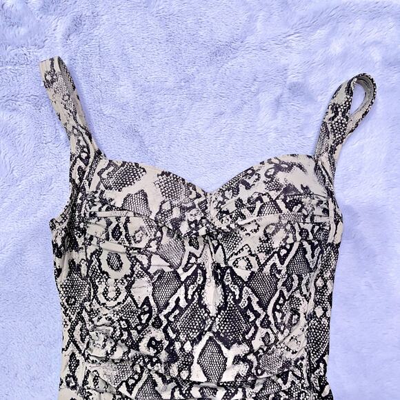 NipTuck Swim Snakeskin One Piece Swimsuit Brown Beige Tummy Control Womens US 4 - Picture 3 of 8